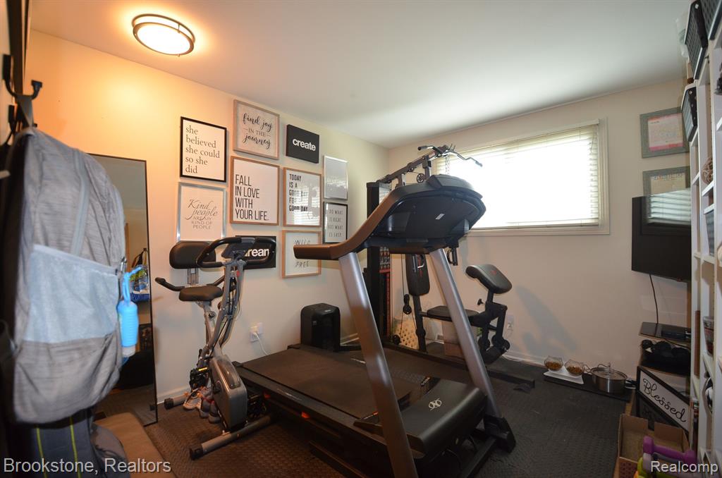 4856 CLINTON WAY Drive, Waterford, MI 48328 — Photo 54