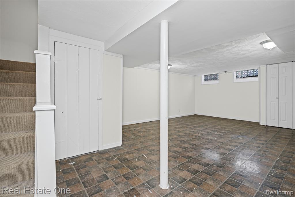 556 Bloomfield Court, Birmingham, MI 48009 — Photo 23