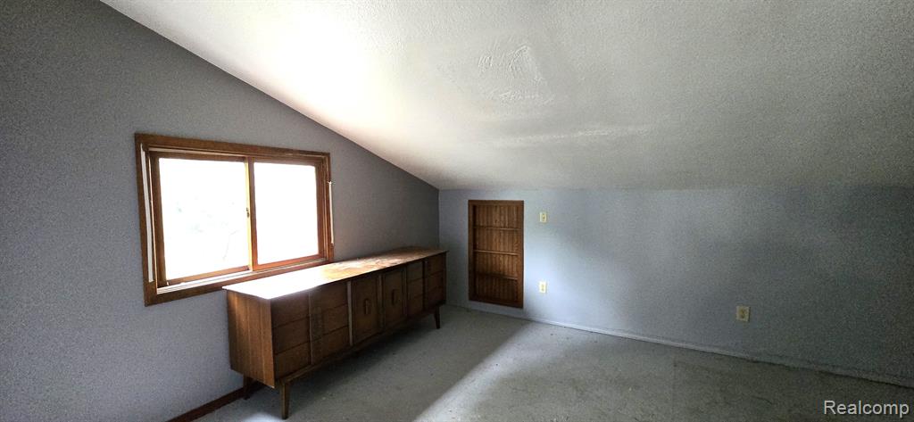 303 N SHIAWASSEE Street, Bancroft, MI 48414 — Photo 11