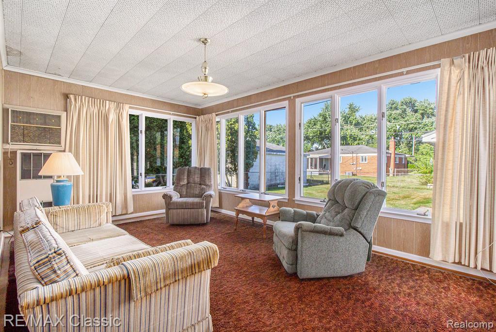8939 Mercedes, Redford, MI 48239 — Photo 14