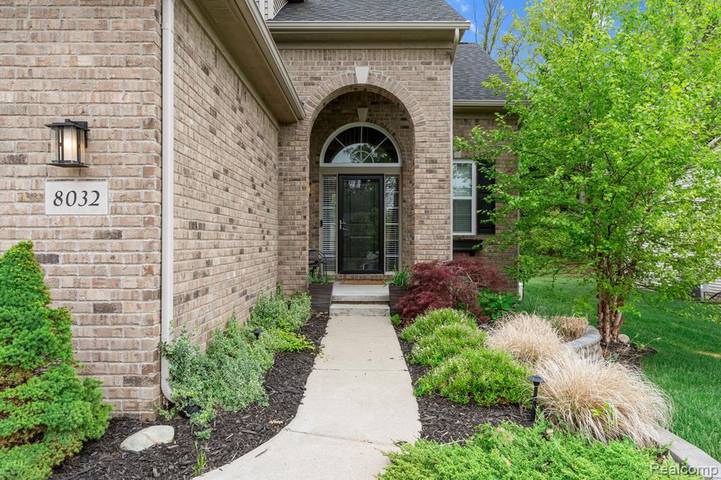 8032 IVY GLEN Park, White Lake, MI — Photo 4