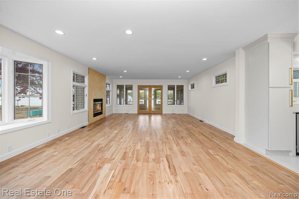 9047 Gale Road, White Lake, MI — Photo 14