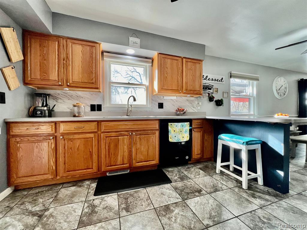 4473 William Court, Fort Gratiot, MI 48059 — Photo 6