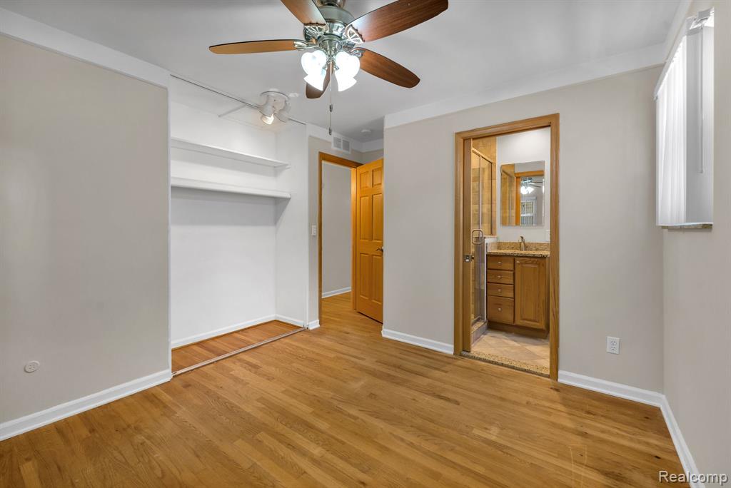 26637 Clairview Drive, Dearborn Heights, MI 48127 — Photo 25