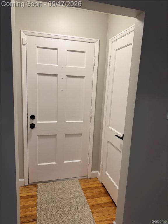 19242 Raymond Street, Grosse Pointe Woods, MI 48236 — Photo 10