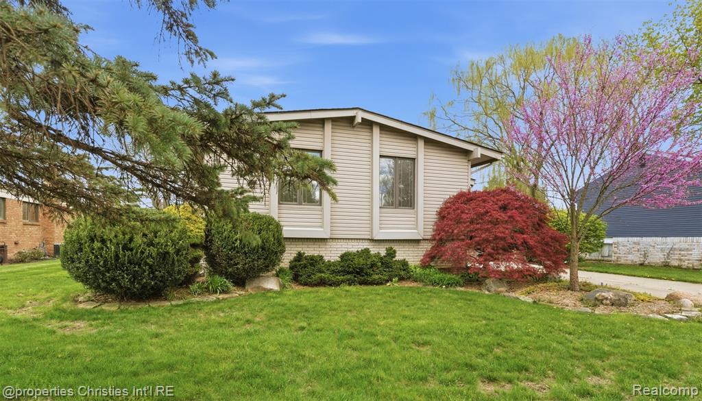 2629 Coral Drive, Troy, MI 48085 — Photo 22
