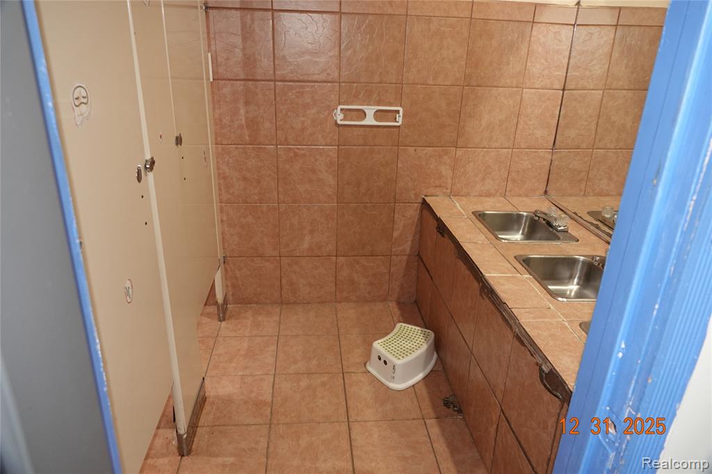 15075 Meyers Road, Detroit, MI 48227 — Photo 39