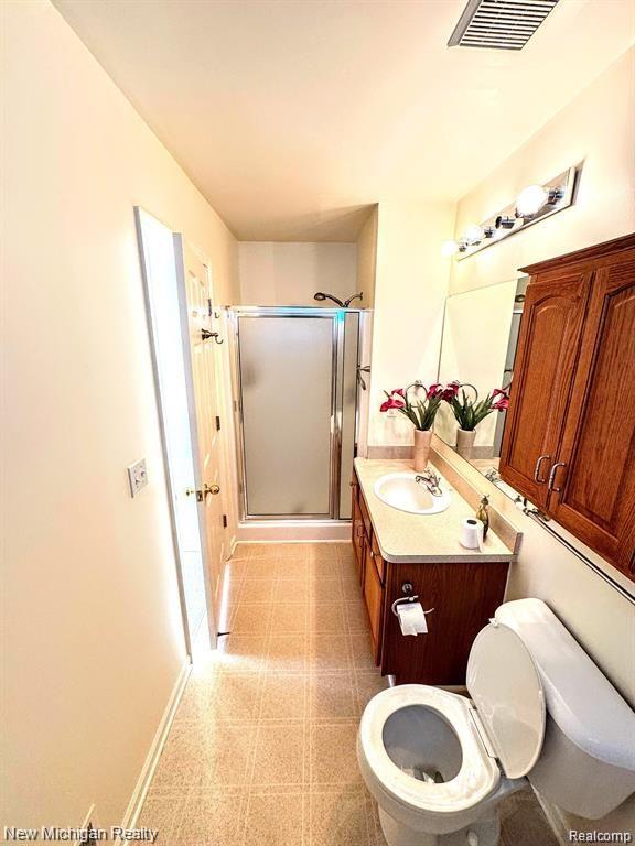 5191 SANDALWOOD Circle, Grand Blanc, MI 48439 — Photo 16