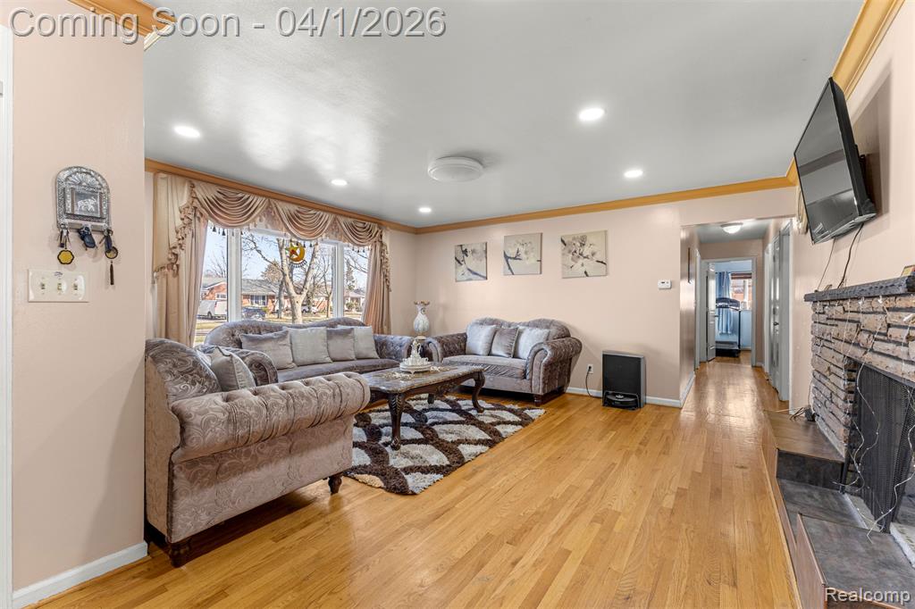 7351 N Gulley Road, Dearborn Heights, MI 48127 — Photo 10