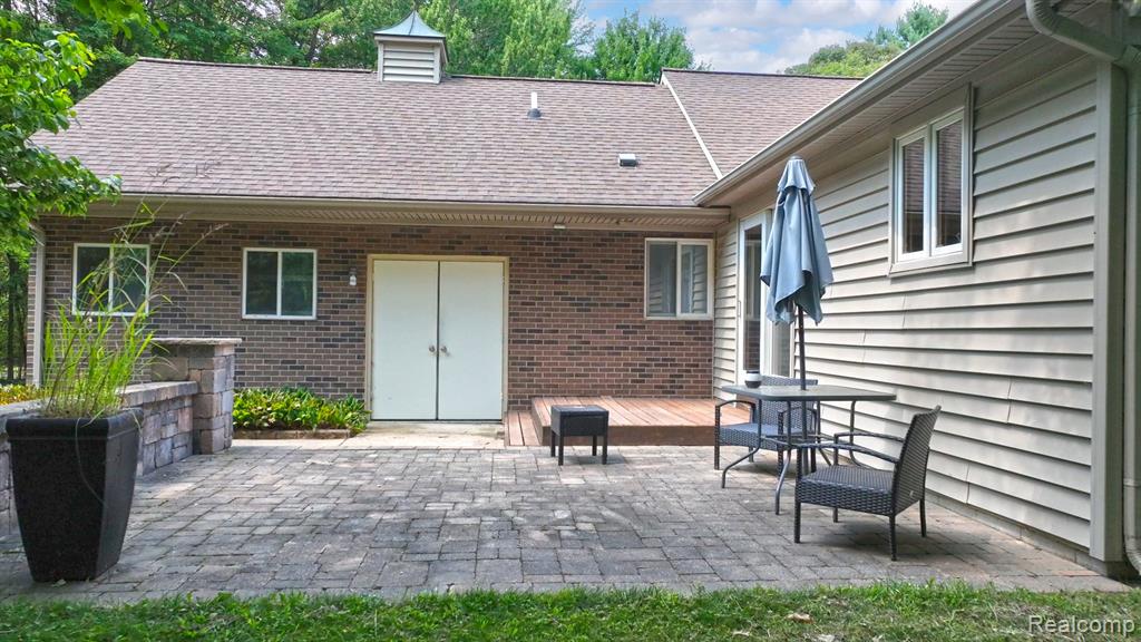 940 W Predmore Road, Oakland, MI — Photo 48