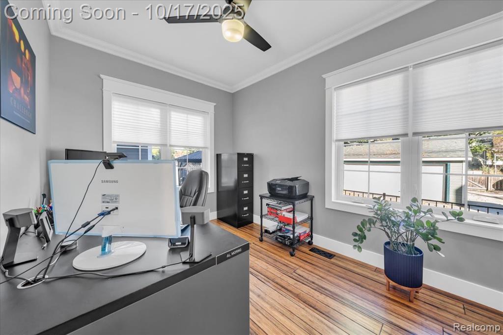 818 Longfellow Avenue, Royal Oak, MI 48067 — Photo 24