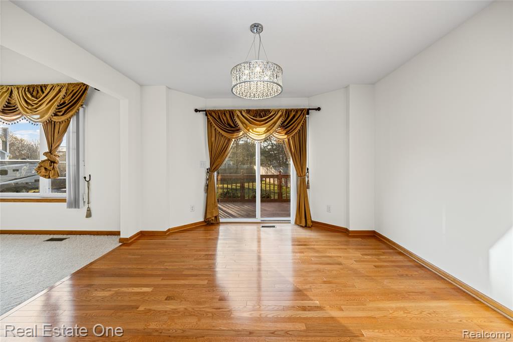 4438 Great Oaks Drive, Grand Blanc, MI 48439 — Photo 14