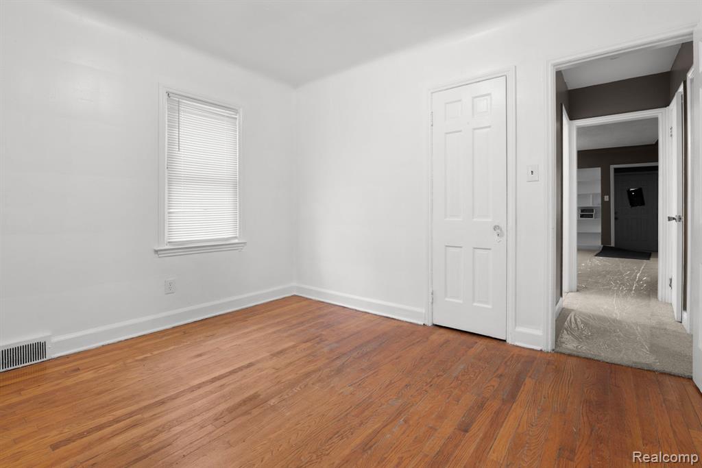 16709 Lindsay Street, Detroit, MI 48235 — Photo 18