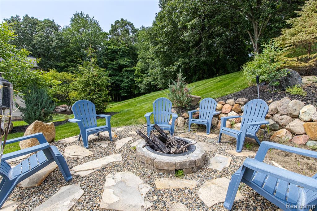 8640 Newport Drive, White Lake, MI — Photo 78