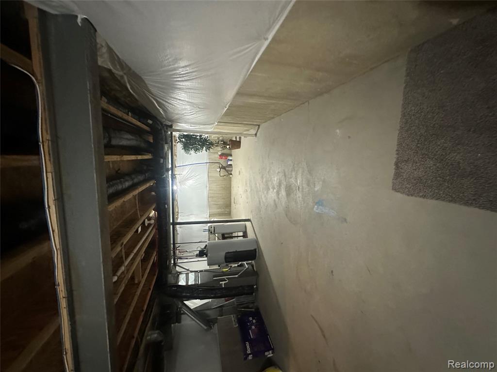 8731 QUINCY Drive, Westland, MI — Photo 28