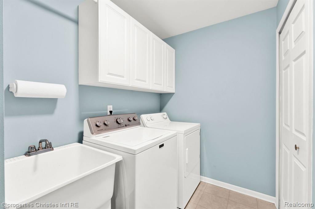1858 Flagstone Circle, #49, Rochester, MI 48307 — Photo 12