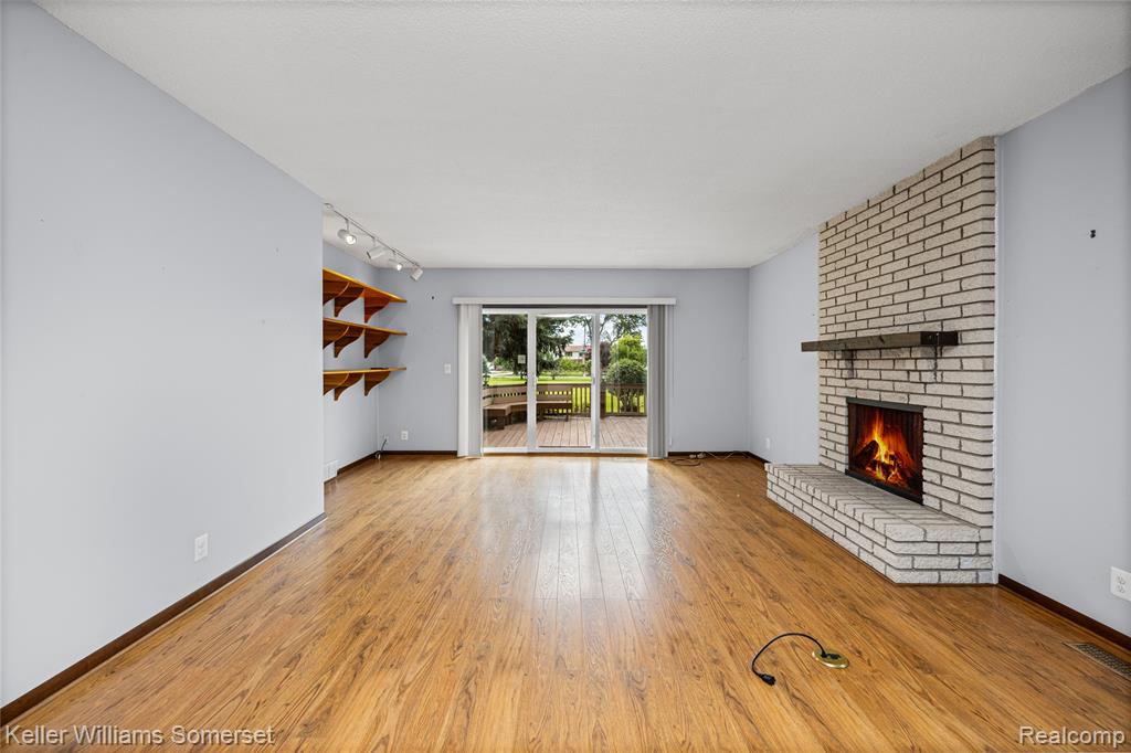 33614 Lakeview Street, New Baltimore, MI 48047 — Photo 30