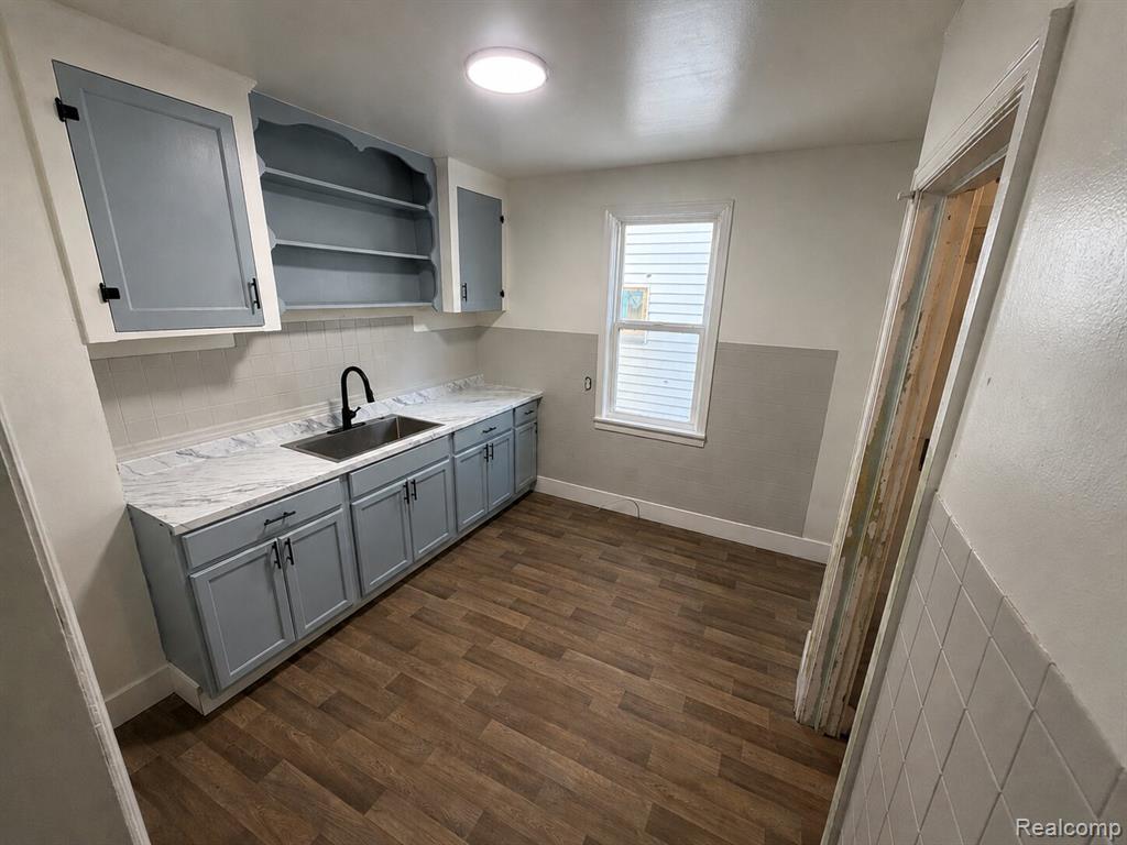 6023 Casmere Street, Hamtramck, MI 48212 — Photo 9