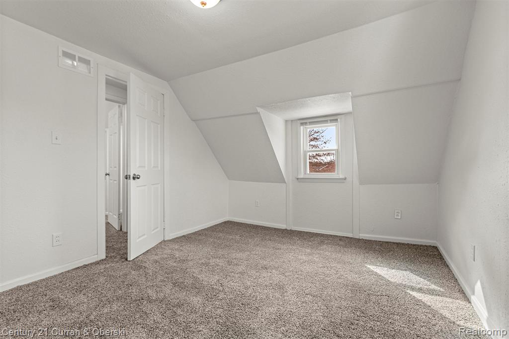 5514 Ashley Street, Detroit, MI 48236 — Photo 16