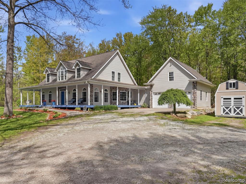 5790 Roberts Road, Cottrellville, MI — Photo 4