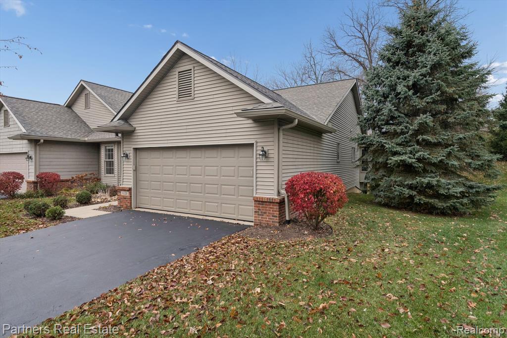 6120 Northridge Hills Drive, Brighton, MI 48116 — Photo 3