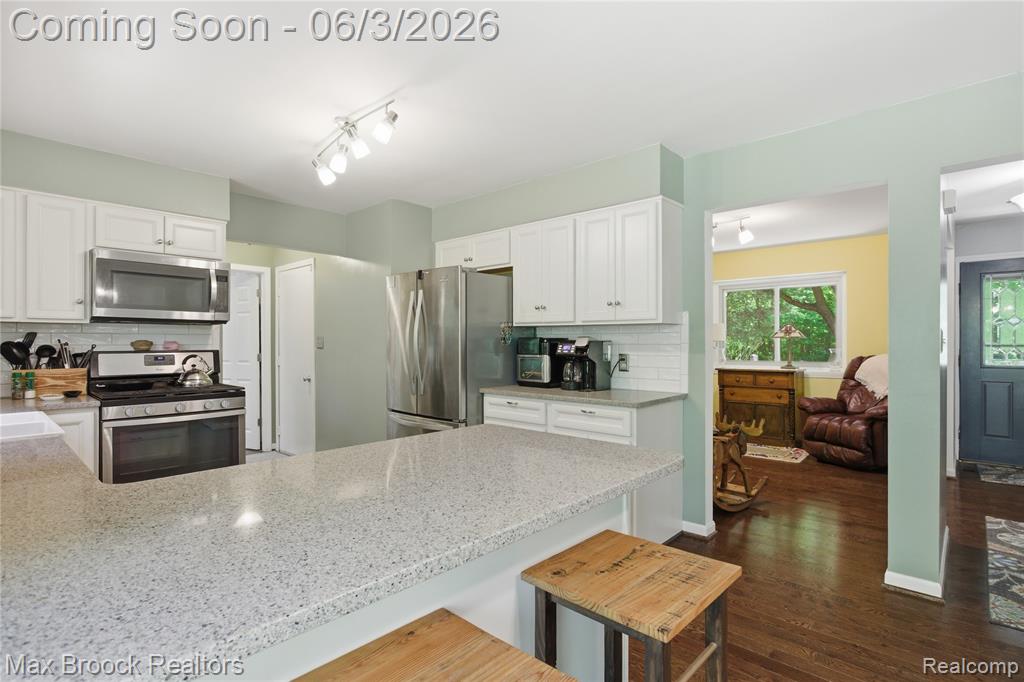 4457 Fettig Trail, White Lake, MI 48383 — Photo 10