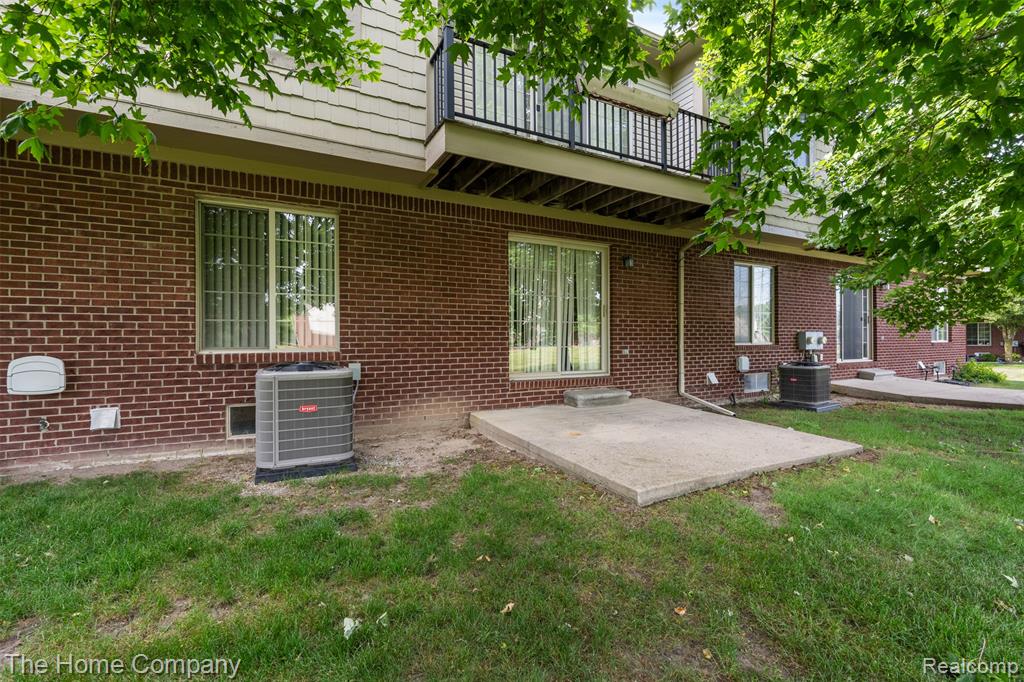 45880 Grant Court, Macomb, MI 48044 — Photo 28