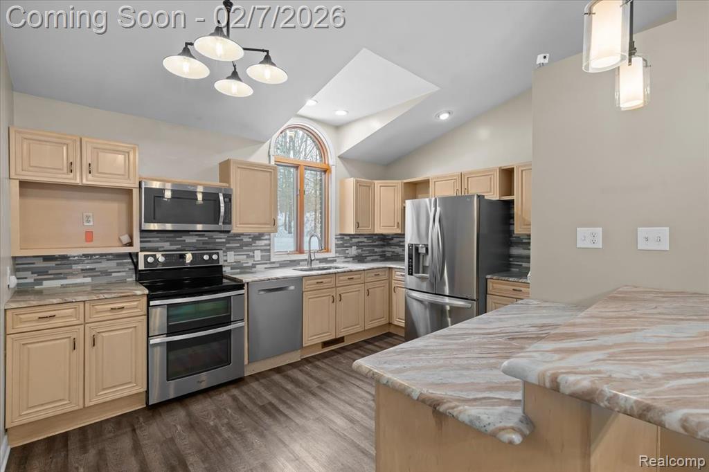 411 Rush Lake Road, Pinckney, MI 48169 — Photo 13