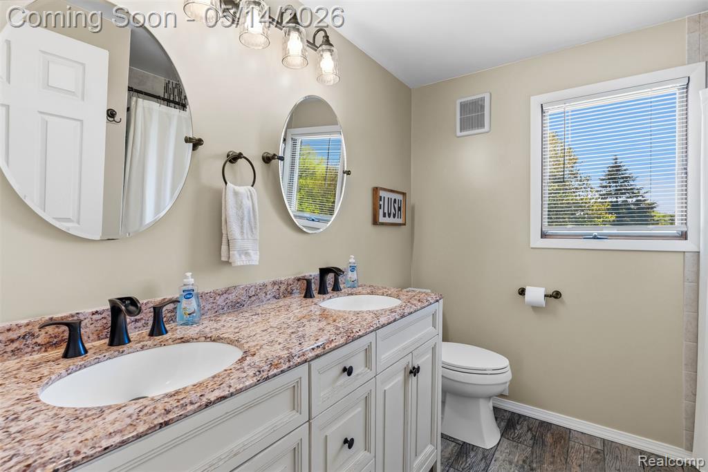 9338 E Lippincott Boulevard, Davison, MI 48423 — Photo 24