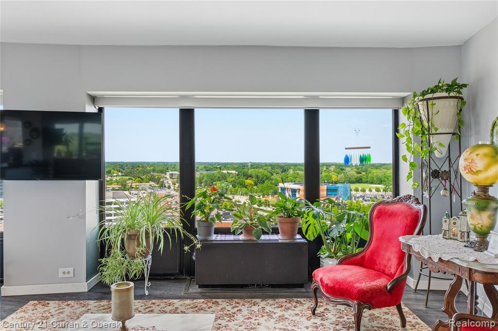 5000 Town Center, 1606, Southfield, MI 48075 — Photo 8