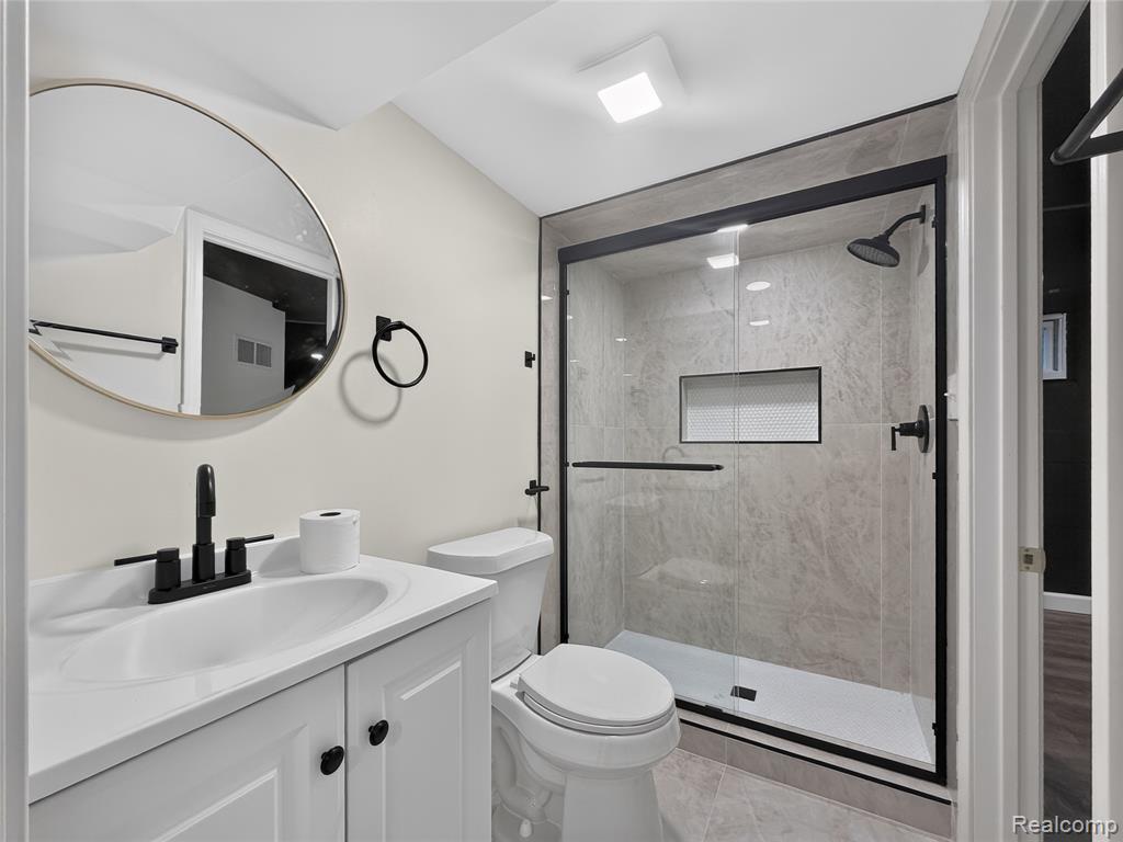 8512 Fisher Avenue, Warren, MI 48089 — Photo 23