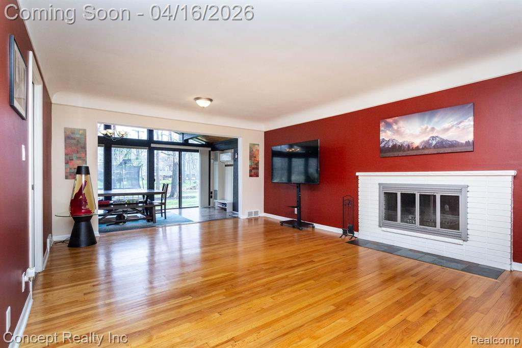 21247 Shurley Drive, Grosse Ile, MI 48138 — Photo 7