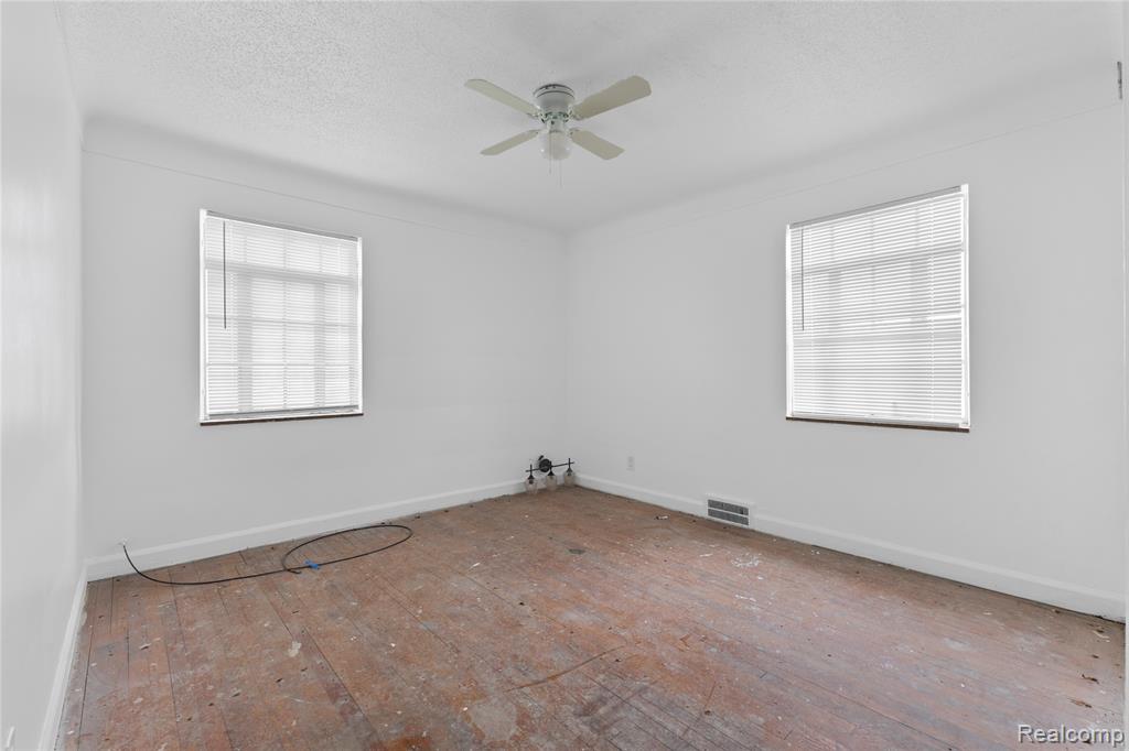 4002 W Buena Vista Street, Detroit, MI 48238 — Photo 4
