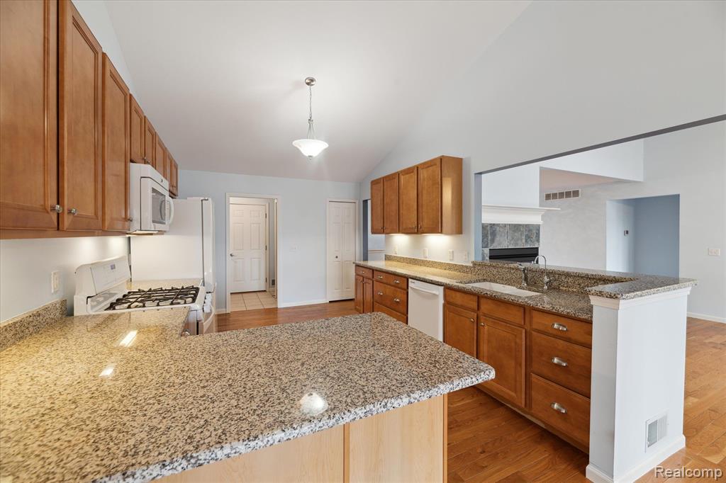 6062 GREEN ASH Drive, 36, Brighton, MI 48116 — Photo 22