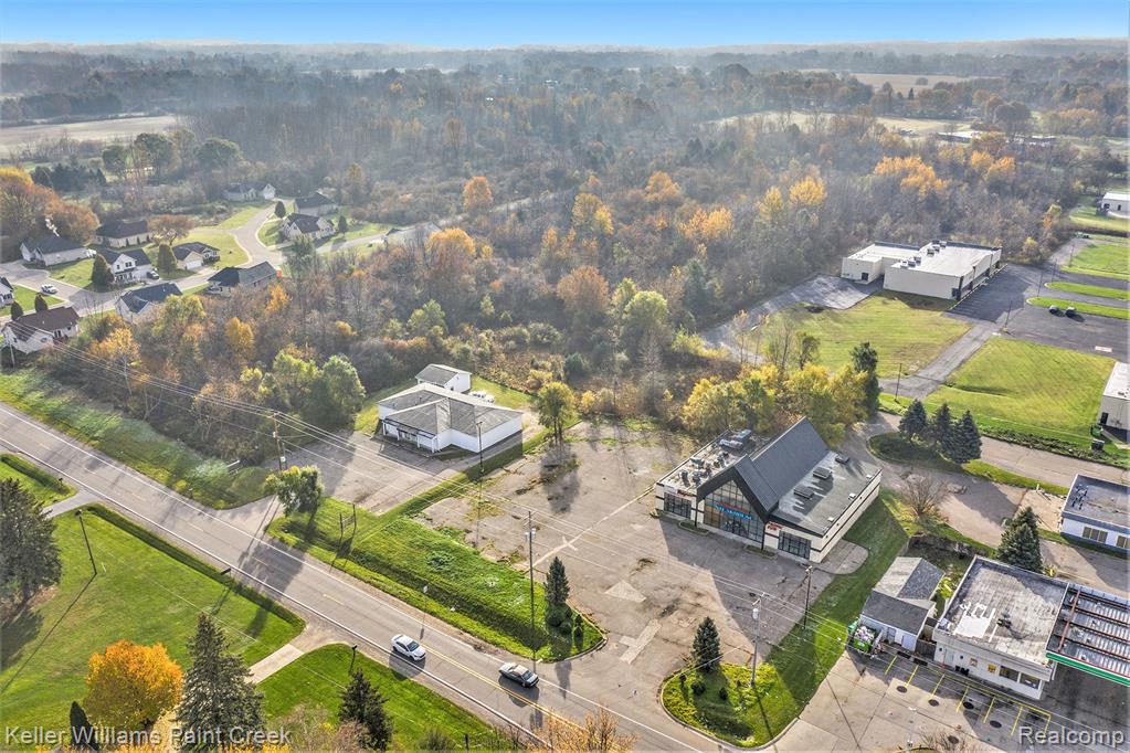 5030 E COLDWATER Road, Flint, MI 48506 — Photo 3