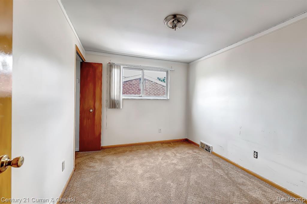 5635 OAKMAN Boulevard, Dearborn, MI 48126 — Photo 17