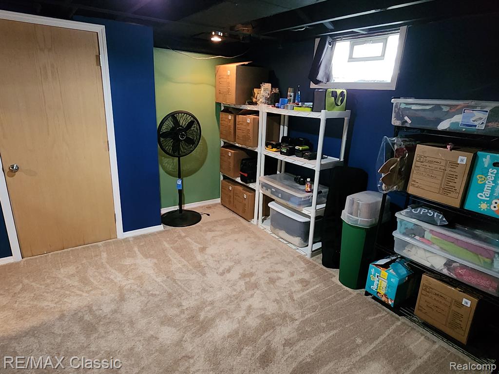 621 SYMES Avenue, Royal Oak, MI 48067 — Photo 32