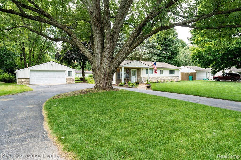 4575 OAKVISTA Avenue, Clarkston, MI — Photo 38