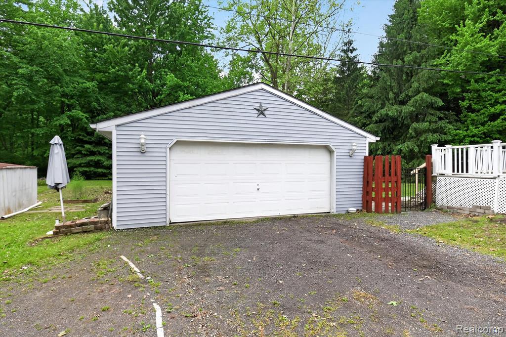 41303 Harris Road, Belleville, MI 48111 — Photo 47