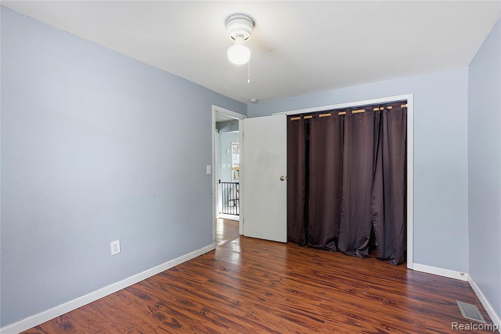 5315 Edgewood Street, Dearborn Heights, MI 48125 — Photo 14