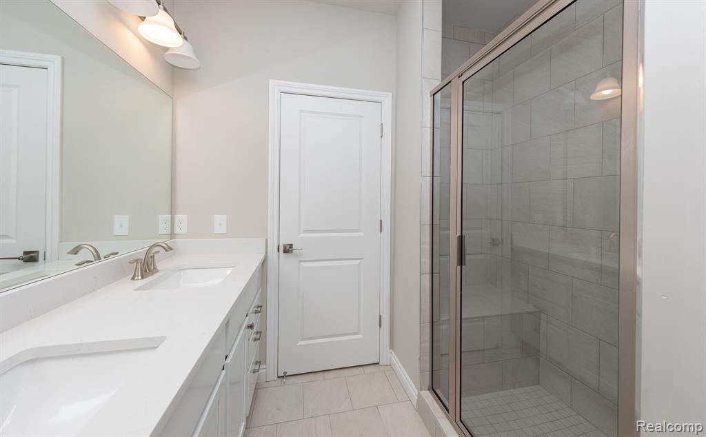 702 Ander Lane, 87, White Lake, MI — Photo 16