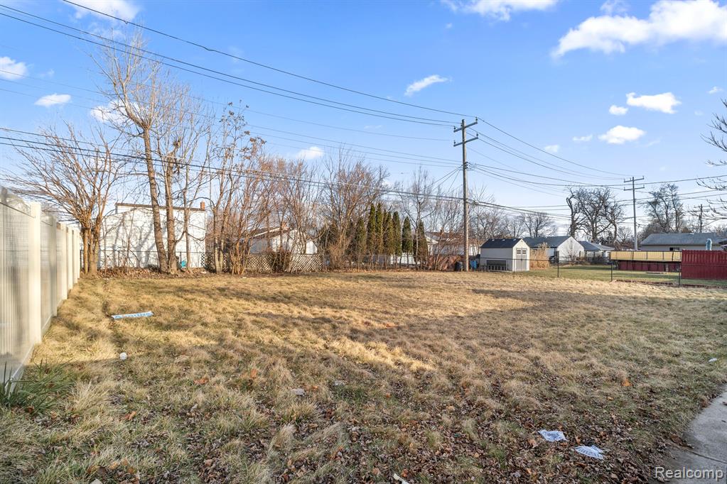 6500 N VERNON Street, Dearborn Heights, MI 48127 — Photo 29