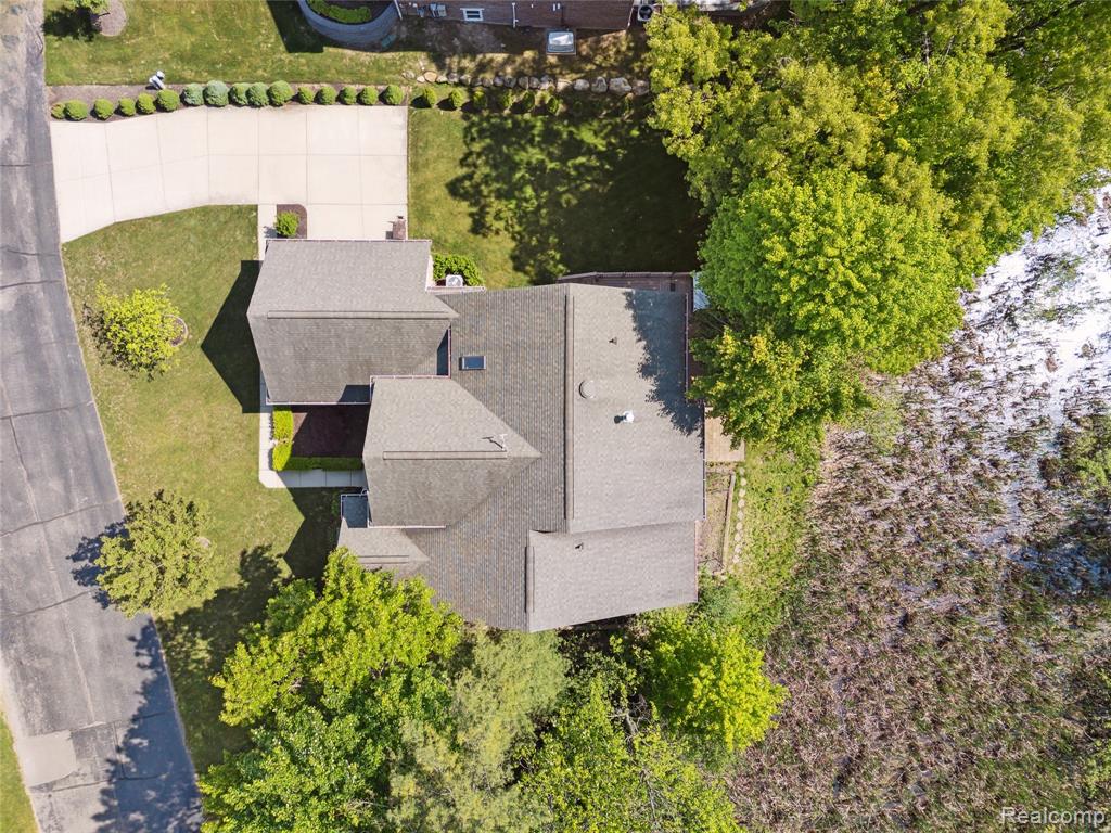 418 Greenan Lane, Lake Orion, MI 48362 — Photo 53