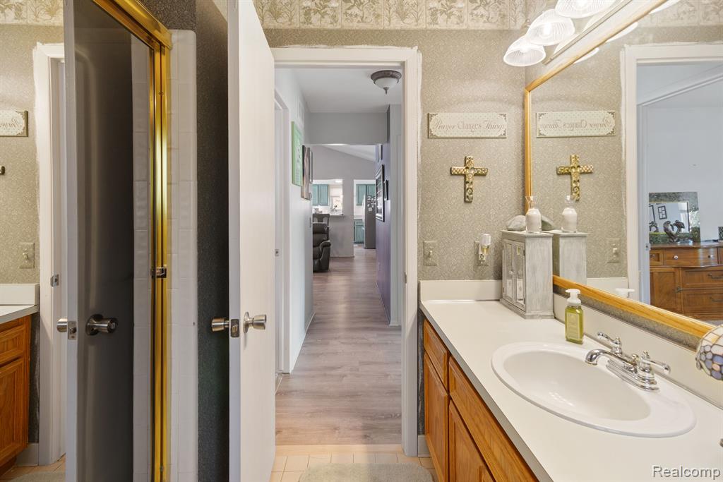 46859 ARAPAHOE Drive, Macomb, MI 48044 — Photo 18