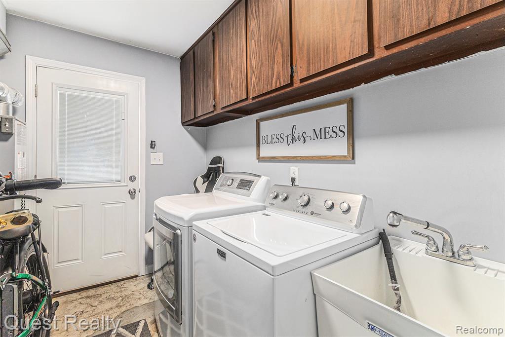 7261 Voerner Avenue, Center Line, MI 48015 — Photo 17