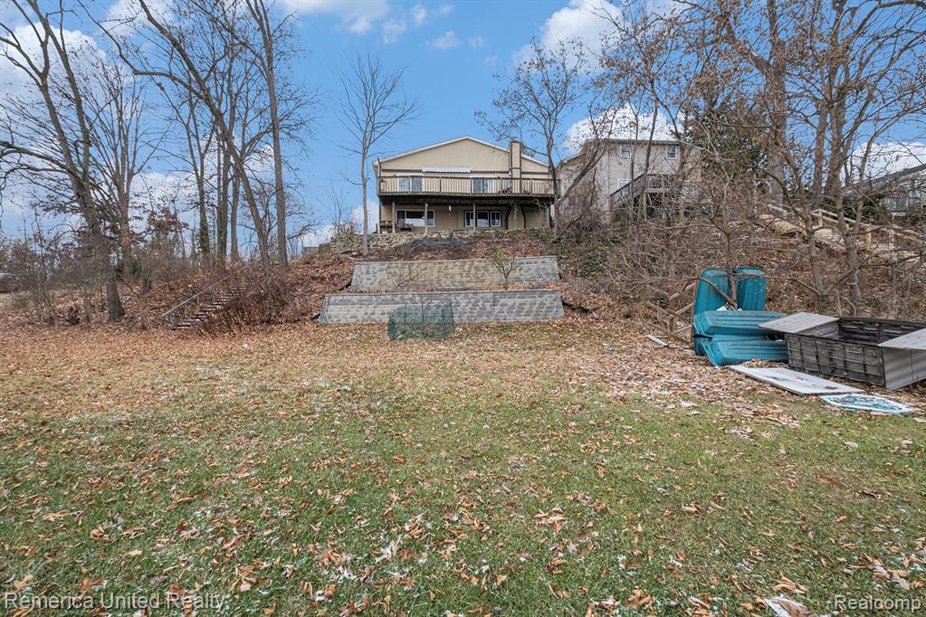 12237 Dalhart Drive, Fenton, MI 48430 — Photo 31