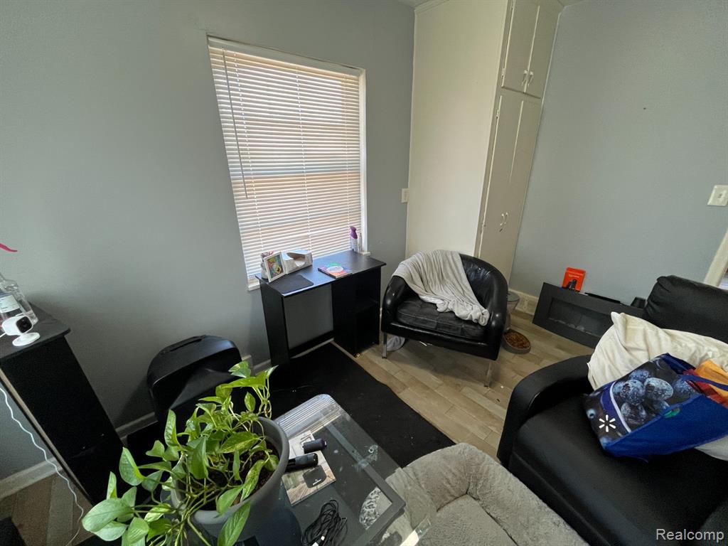 5500 Chalmers Street, Detroit, MI 48213 — Photo 32