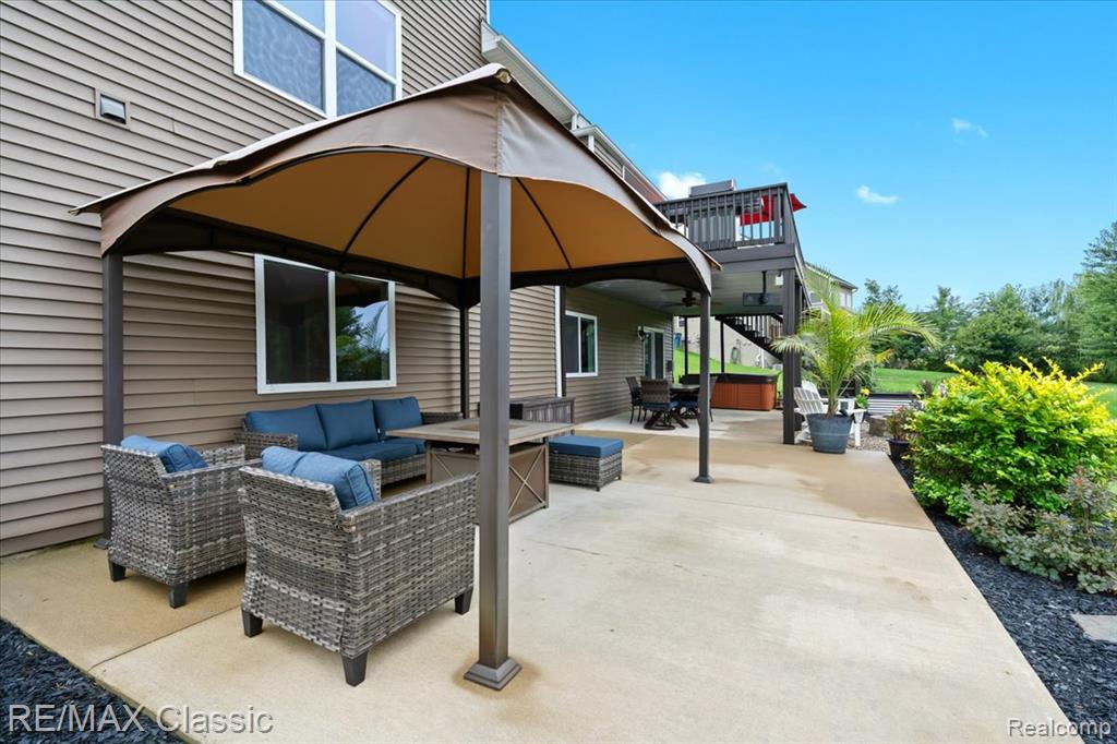 7803 Tipperary Trail, Fenton, MI 48430 — Photo 41