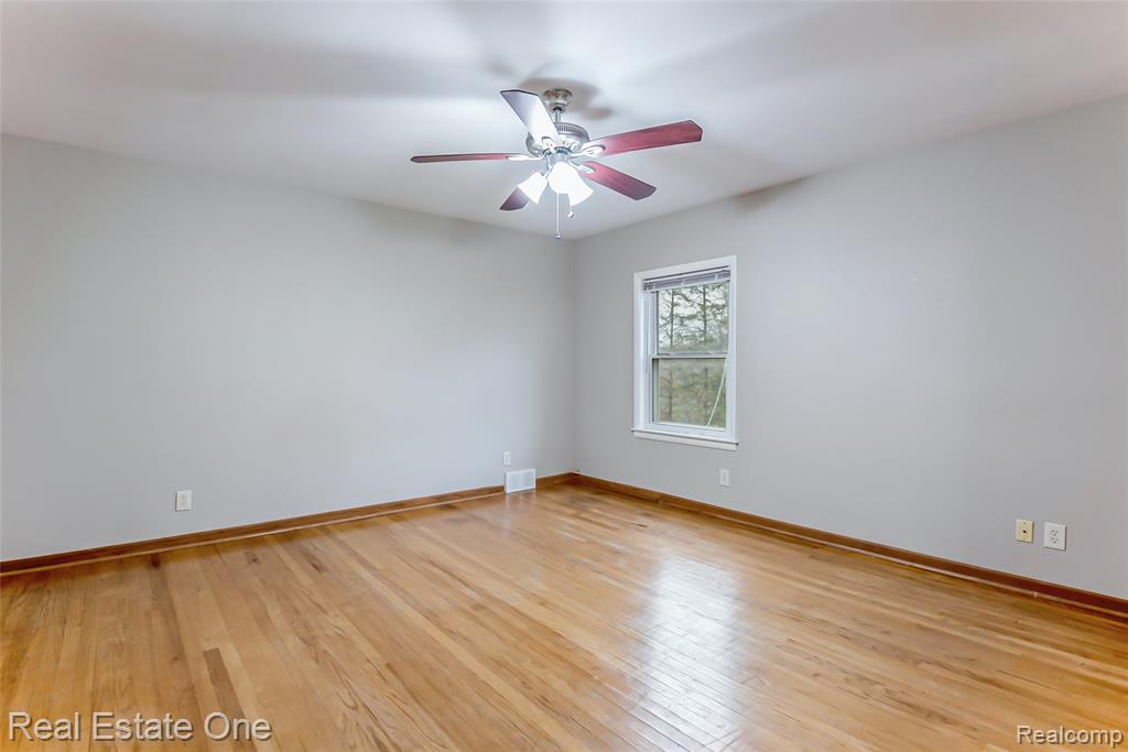 4141 Van Amberg Road, Brighton, MI 48114 — Photo 20