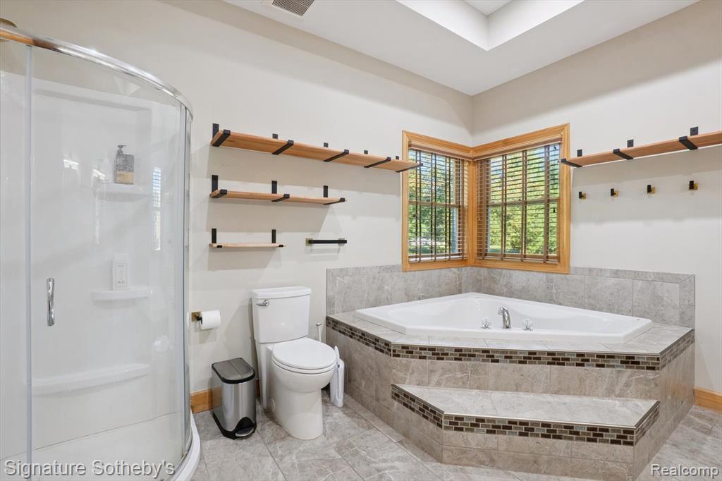 6300 Hazard Road, Oceola, MI 48430 — Photo 20
